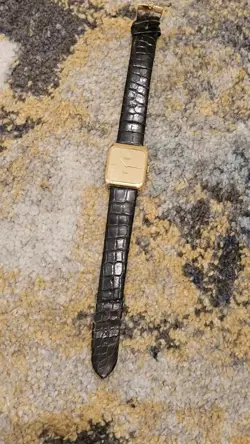 ROLEX CELINI 18K GOLD WATCH ALLIGATOR LEATHER STRAP WATCH