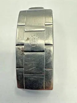 BUCKLE DATED