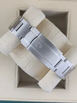 2021 ROLEX OYSTER