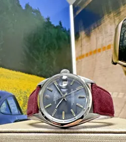 MENS ROLEX OYSTER PERPETUAL DATE STAINLESS STEEL BLUE DIAL 34MM WATCH