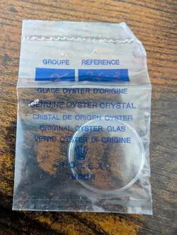 ROLEX TUDOR - NOS ORIGINAL OYSTER PLASTIC CRYSTAL NO CYCLOPS WINDOW - PART 26.3