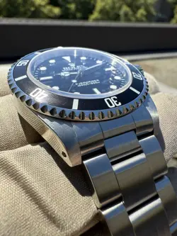 14060M WATCH