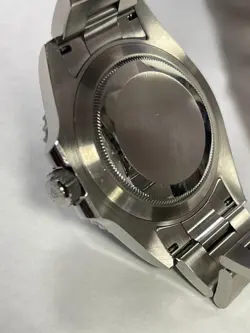 AUTOMATIC WATCH.