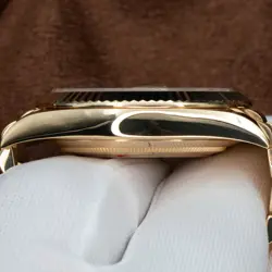 PRESIDENT 18KT