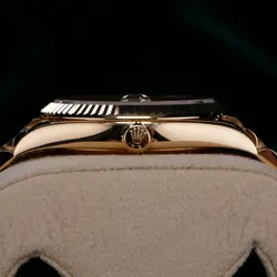 YELLOW GOLD MINT