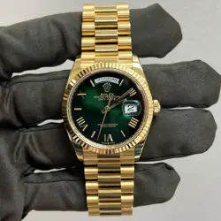 GREEN OMBRE ROMAN