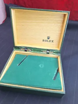 10 00