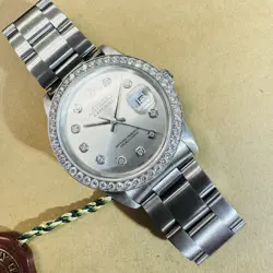 OYSTER WITH DIAMOND