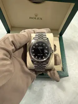 DIAMOND DIAL AUTO