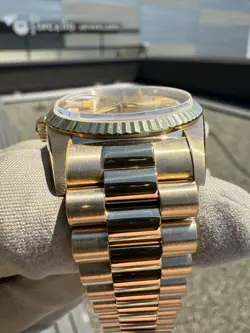 1990 Rolex Day-Date President 18K Yellow Gold 36mm Champagne Stick Dial 18238