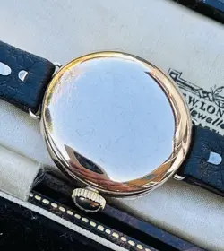 GOLD DRESS WATCH