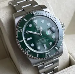 AUTHENTIC✧ROLEX✧MEN'S WATCH✧SUBMARINER DATE 40MM GREEN DIAL 116610LV BEZEL HULK