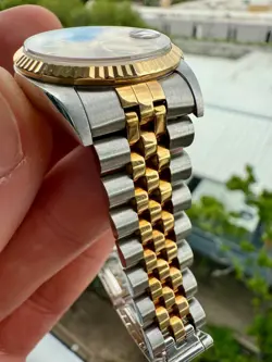 1997 Rolex Datejust 31mm 68273 Champagne Dial w/ Rolex Papers & Tags