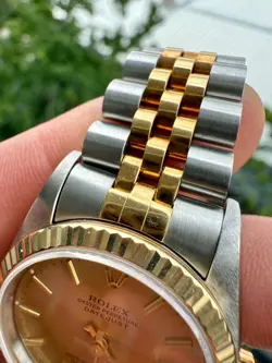 1997 Rolex Datejust 31mm 68273 Champagne Dial w/ Rolex Papers & Tags