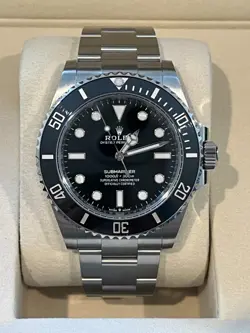 2025 ROLEX SUBMARINER 124060 SILVER OYSTER BRACELET WITH BLACK BEZEL