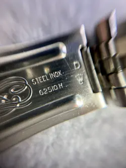 Rolex 1980 Datejust 16030 Black Dial Gold Markers Engine Turn Bezel Jubilee Box