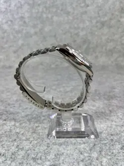 Rolex 1980 Datejust 16030 Black Dial Gold Markers Engine Turn Bezel Jubilee Box