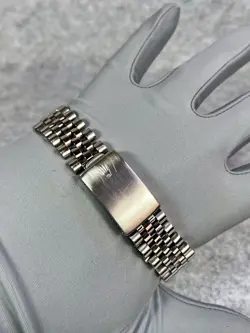 Rolex 1980 Datejust 16030 Black Dial Gold Markers Engine Turn Bezel Jubilee Box