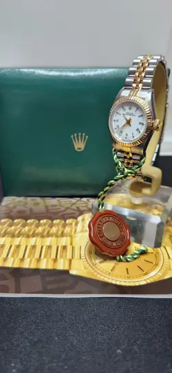 LADY'S ROLEX OYSTER PERPETUAL WATCH - BOX, BOOKLET, HANG TAG & FULLY SERVICED