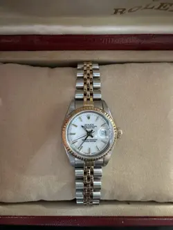 YEAR 1990 WHITE
