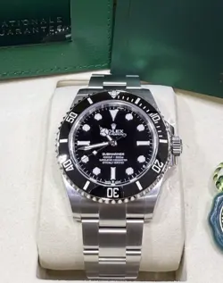 ROLEX BLACK SUBMARINER 41MM 124060 OYSTER BRACELET 2025 FULL SET