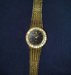 ROLEX  LADIES DIAMOND 18K YELLOW GOLD.  READ DISCRIPTION.