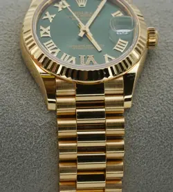 GREEN 18K