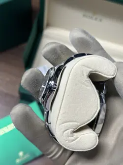 2025 New Release Rolex Oyster Perpetual 31 277200-0017 New Blue Matte Dial