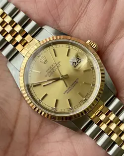 ROLEX DATEJUST 36MM CASE, GOLD DIAL, FLUTED BEZEL, JUBILEE BRACELET, REF: 16233