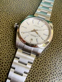PERPETUAL WHITE 39MM
