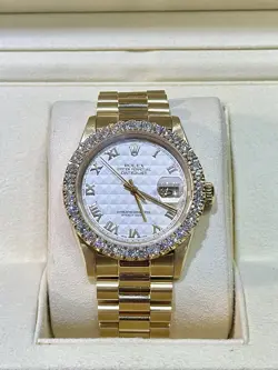 ROLEX 18K DATEJUST 36MM WHITE PYRAMID DIAL DIAMOND BEZEL PRESIDENT BAND WATCH
