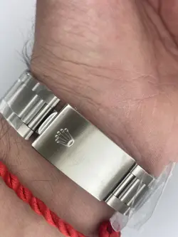 NO HOLES CASE