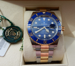 ROLEX SUBMARINER DATE WATCH 41 MM OYSTERSTEEL  YELLOW GOLD BLUE BEZEL BLUE DIAL