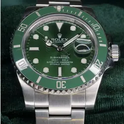 ROLEX SUBMARINER DATE HULK 116610LV 40MM STAINLESS GREEN DIAL FULL SET AS NEW