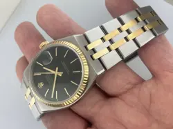 QUARTZ 17013