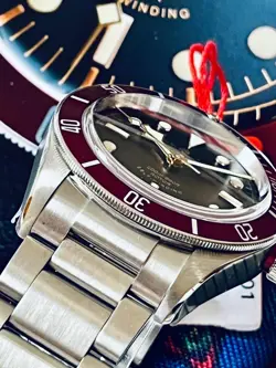 TUDOR BLACK