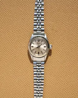 – VINTAGE LADIES’