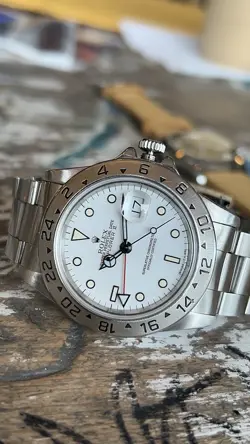 ORIGINAL VINTAGE ROLEX EXPLORER II REF. 16570 WHITE DIAL 