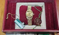 18KYG W/BOX 1987