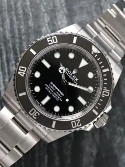 40910: ROLEX SUBMARINER