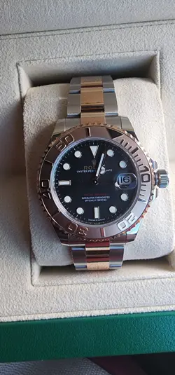 ROLEX YACHT-MASTER 40 ROSE GOLD/STAINLESS STEEL BLACK DIAL OYSTER BRACELET