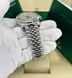 SKY-DWELLER 42MM STEEL