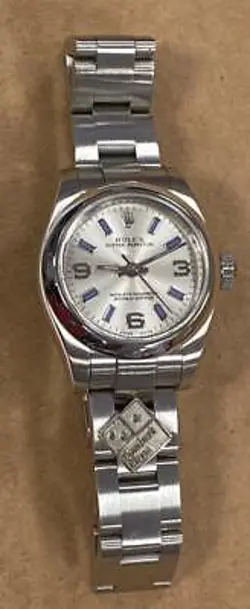 26MM AUTOMATIC WATCH.