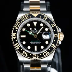 ROLEX GMT-MASTER II 116713LN - COMPLETE SET