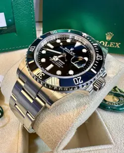 ROLEX SUBMARINER 41MM DATE 126610LN BLACK DIAL BOX & PAPERS 2023 MINT