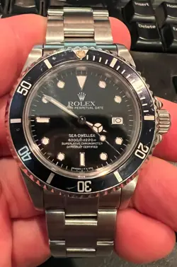 ROLEX STAINLESS STEEL SEA-DWELLER 16660 40MM VINTAGE CIRCA 1983 DIVER'S WATCH