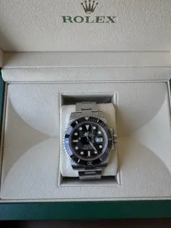 AUTHENTIC ROLEX SUBMARINER DATE 41MM BLACK DIAL CERAMIC BEZEL 2017 FULL SET