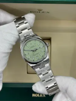 ROLEX OYSTER PERPETUAL 134300 - PISTACHIO 2025