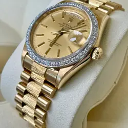 YELLOW GOLD DIAL