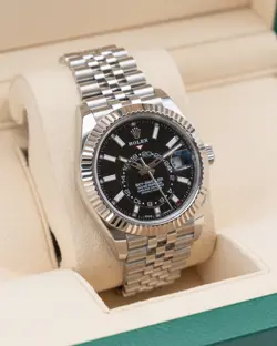 Rolex Sky Dweller 42mm 326934 Black Dial Jubilee